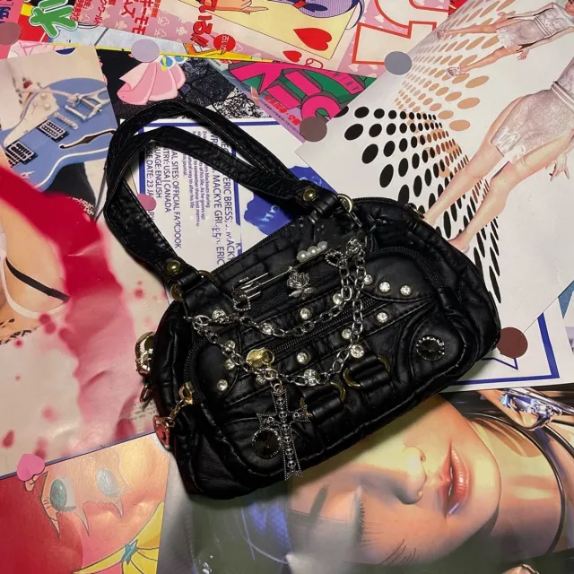 Small Gem Soft Leather Y2k Spice Subculture Crossbody Bag Black - Shop at LoveMi
