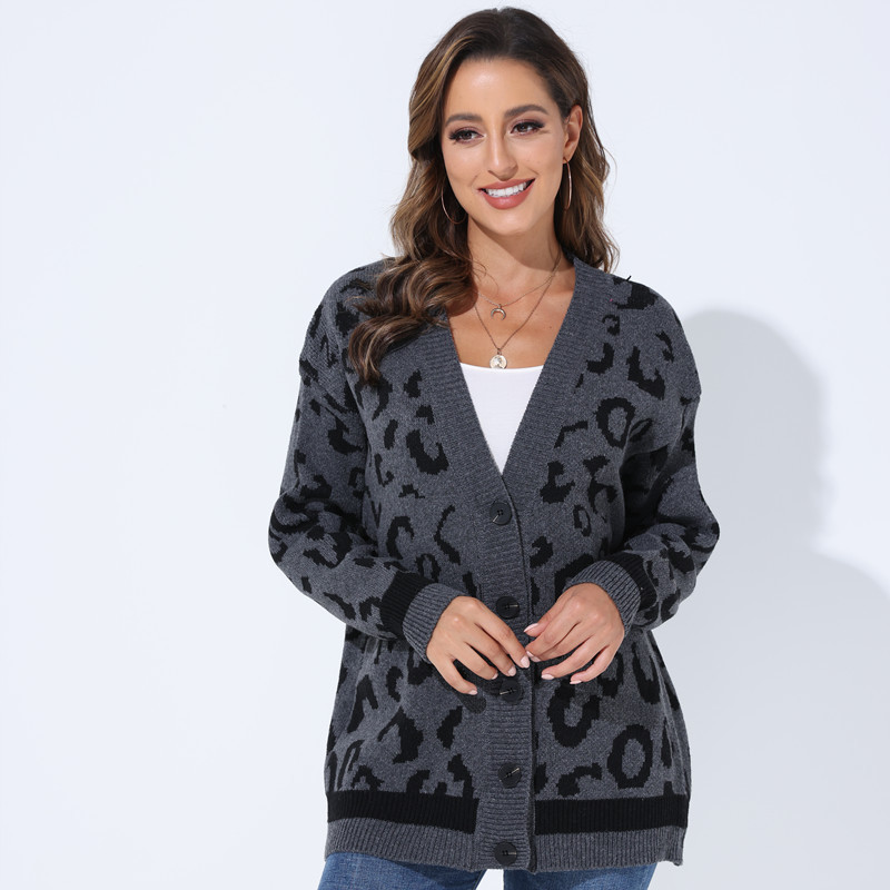 Title 1, Maglione lavorato a maglia leopardato con manic...