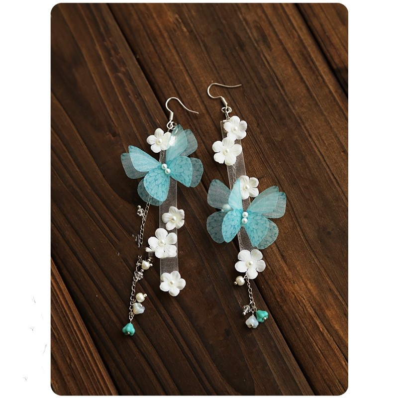 Title 3, Light Blue Tulle Butterfly Small Flower Necklac...