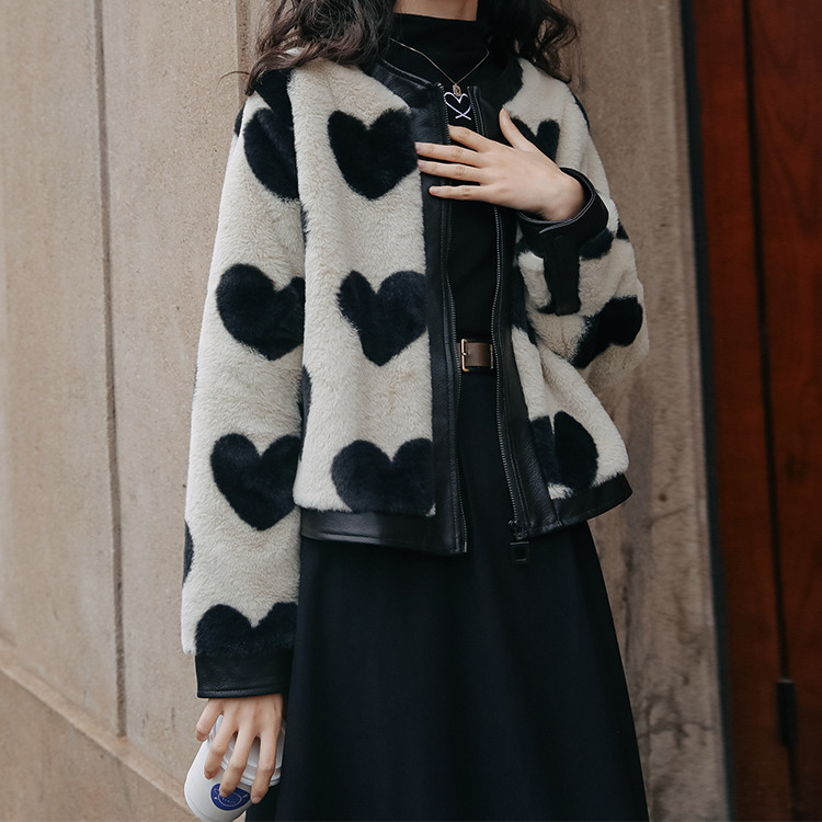 Women's Heart Quilted Thickened Lamb Plush Jacket