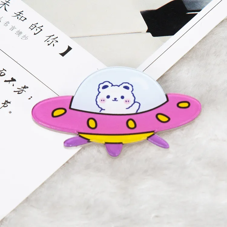 Cute Japanese Creative Cartoon Acrylic Brooch Girl Clothes Bag Pendant Badge Pin Jewellery - Beckoning Bear