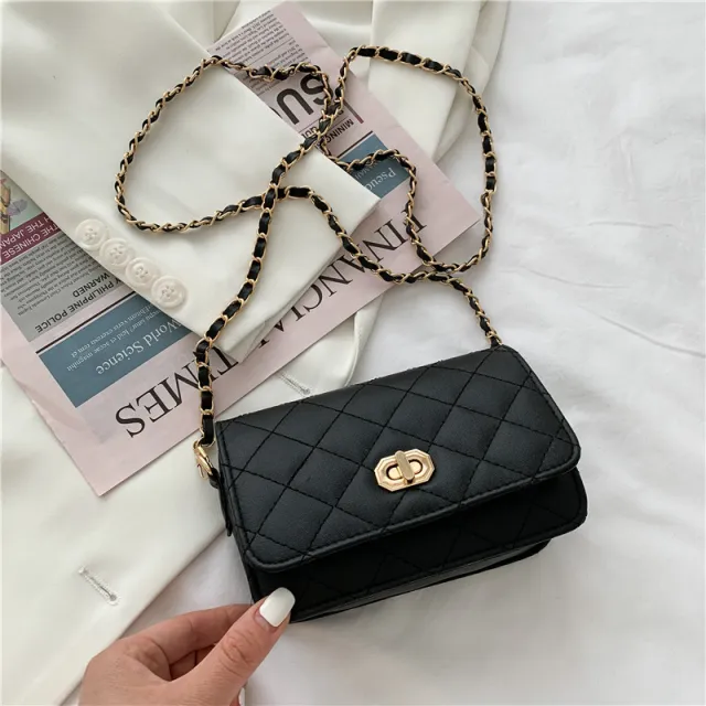 Pearl Chain Rhombic Shoulder Messenger Bag Black - Shop at LoveMi