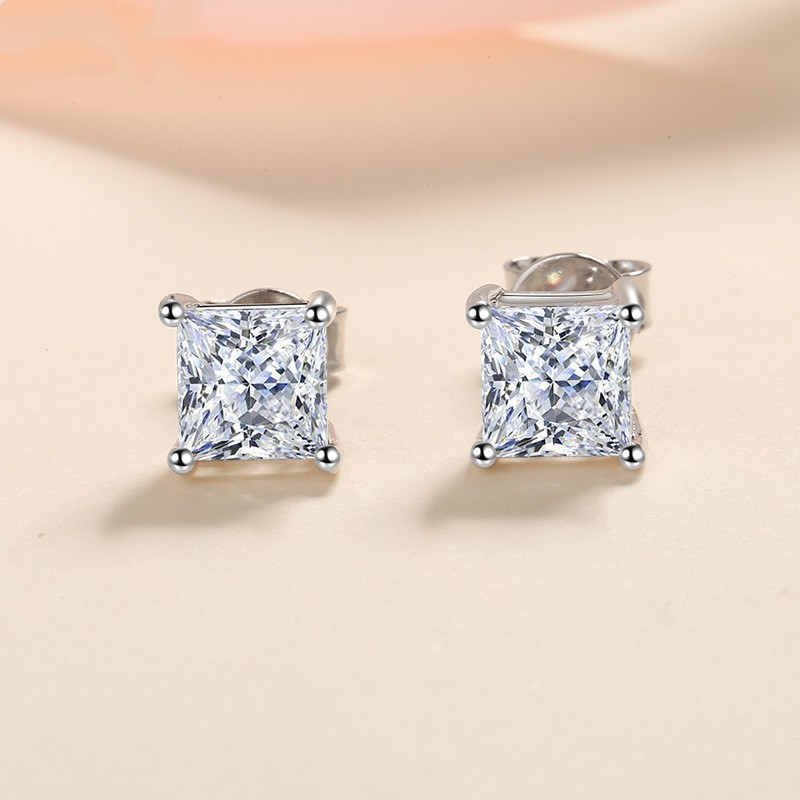 Women's Square Moussand Earrings  Diamond