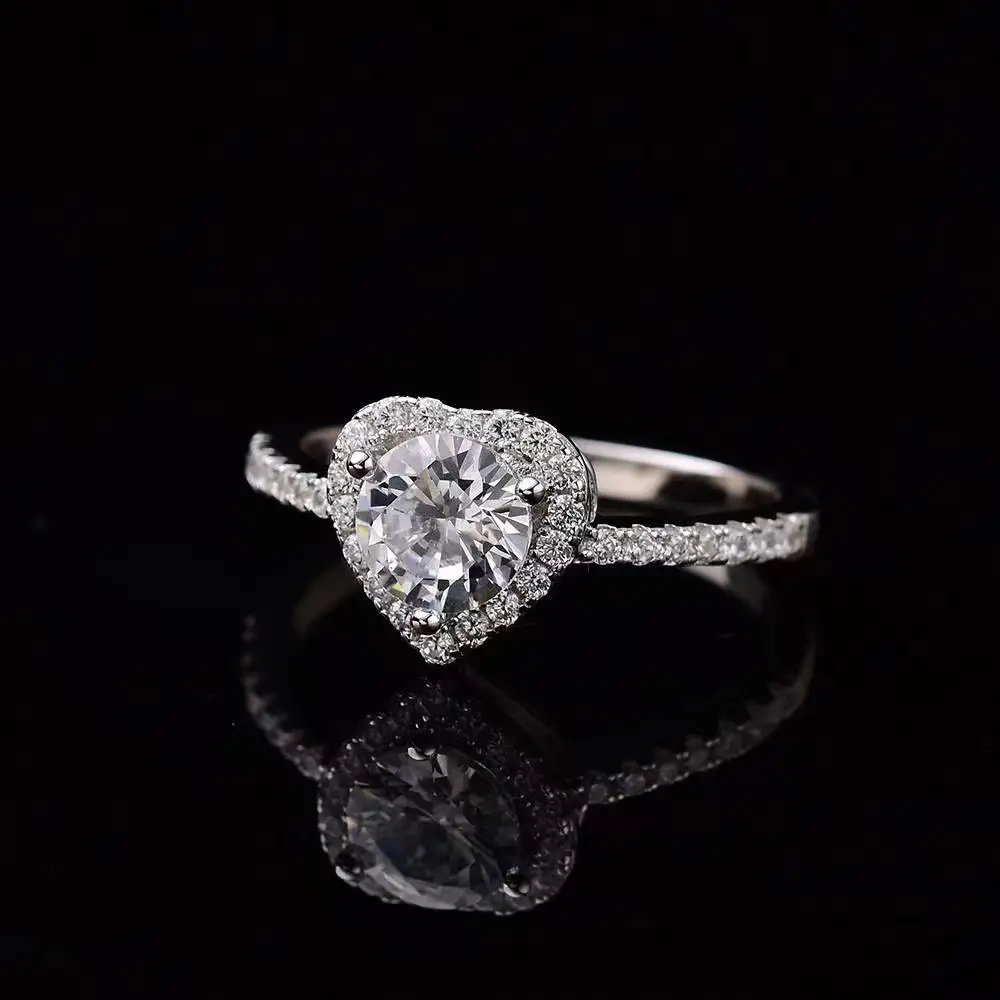 Women's Fashion Simple Moissanite Geometric Ring