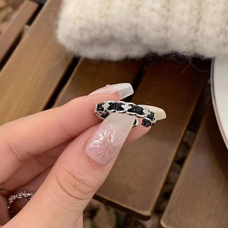 Bague Zircon Noir Irregulière — Style Punk Unique - image 5