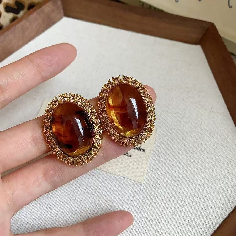 Golden Oval Resin Marbled Earrings, Retro Maillard Style Sparkling Light Luxury Studs