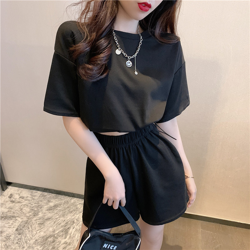 Casual Suit Women's New Street Explosion Age Reduction Fashion Short High Waist Top Wide Leg Shorts Two Piece Set
