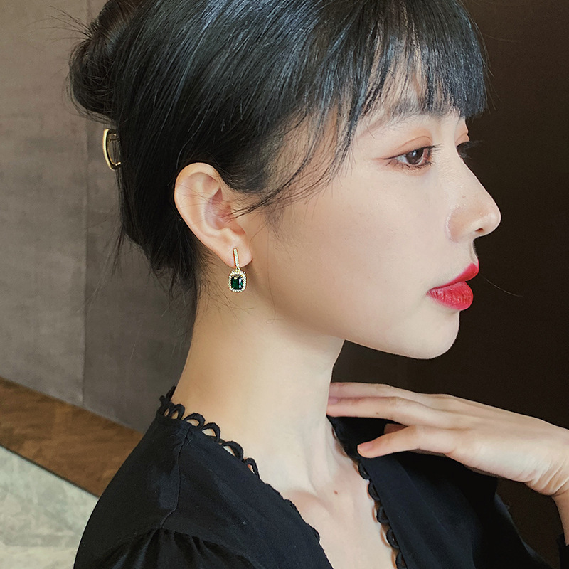 High-class Simple And Compact Earrings Women