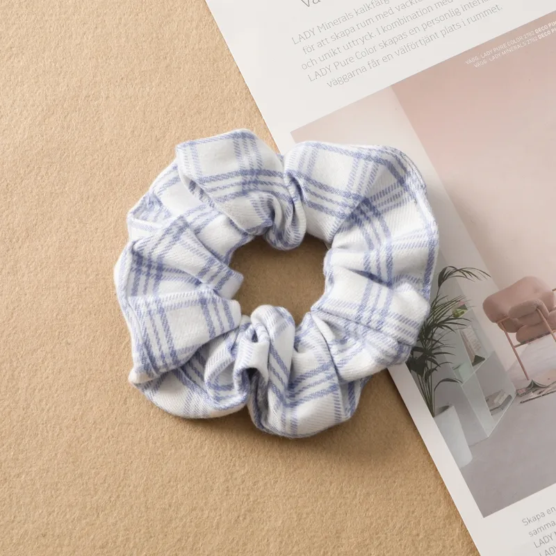 Plaid Print Large Intestine Ring Women's Hair Tie - White