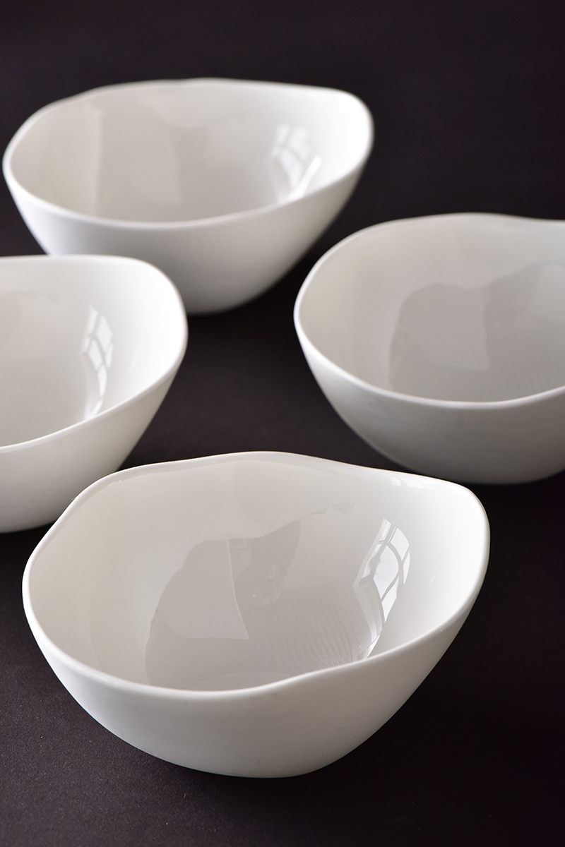 Creative Ultra-thin Bone China Irregular Small Bowl