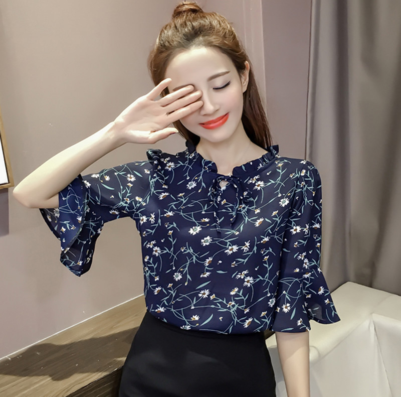 Korean Version Of The New Half Sleeve Trumpet Sleeve Printing