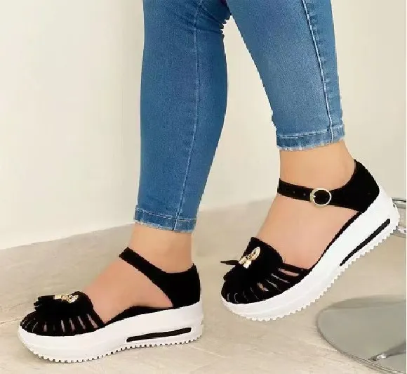 Women's Low top Buckle Solid Color Bag Heel Sandals Black - Shop at LoveMi