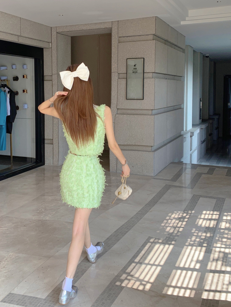 Sleeveless Top and Short Skirt Set, picture 4 of 6