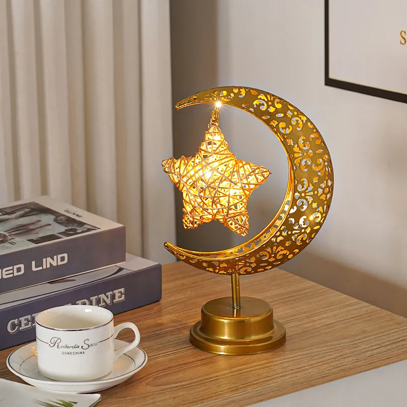 LED Modeling Lamp Creative Personality Iron Moon – image 3