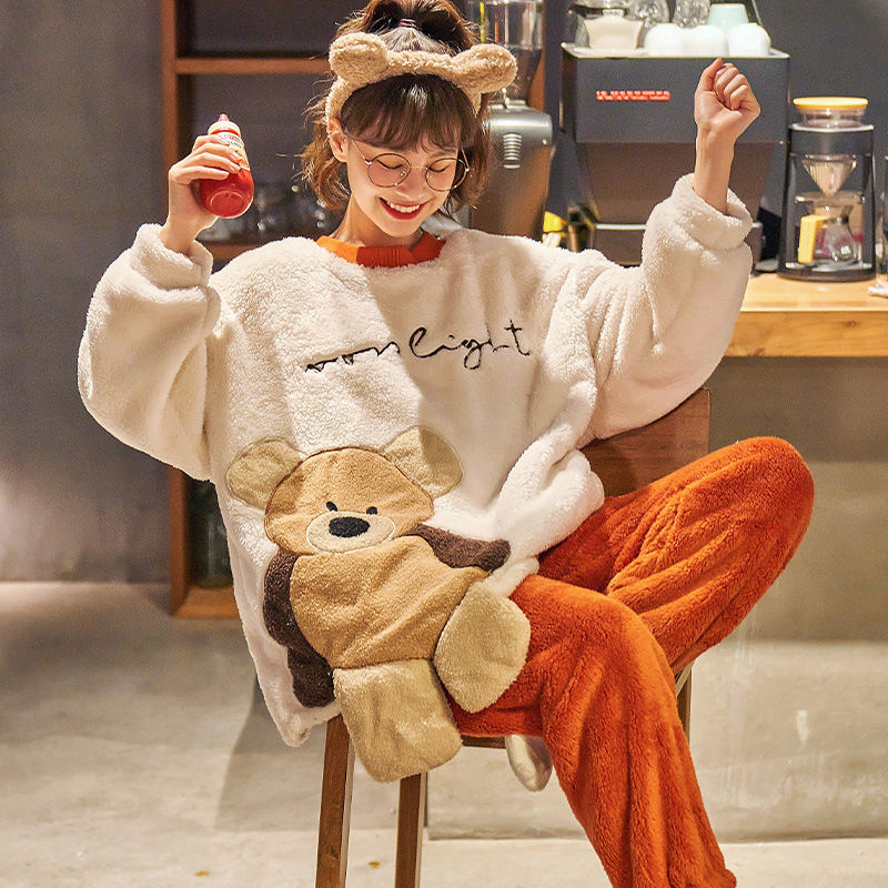 Women's Winter Thickened Flannel Long Pajamas