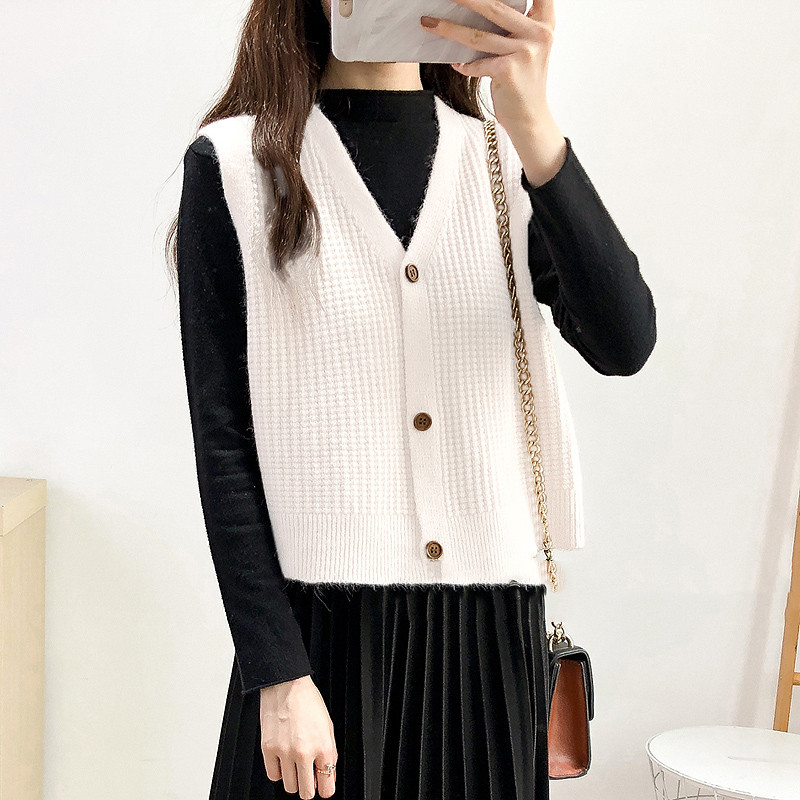 Title 7, Knitted Vest Cardigan Women Wear Loose Short Sl...