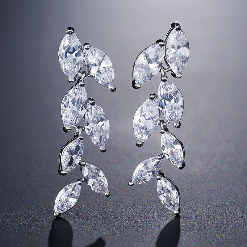 Vintage Micro Inlaid Horse Eye Zircon Earrings