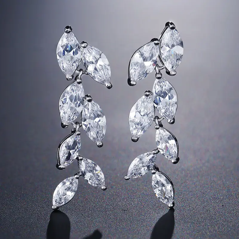 Vintage Micro Inlaid Horse Eye Zircon Earrings