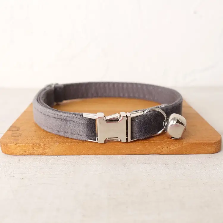 Soft and comfortable adjustable pet collar