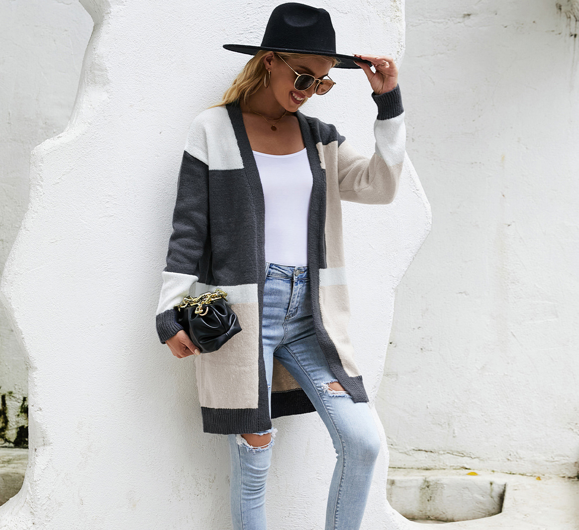 Title 3, Loose Plus Size Color Block Knitted Jacket