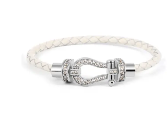 Magnetic Buckle Horseshoe Bracelet
