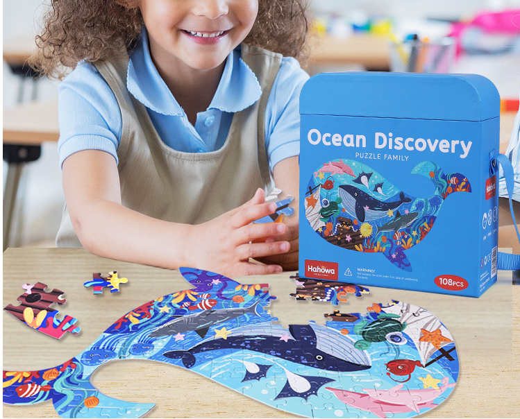 Use Brains And Intelligence For Children To Put Together Building Blocks