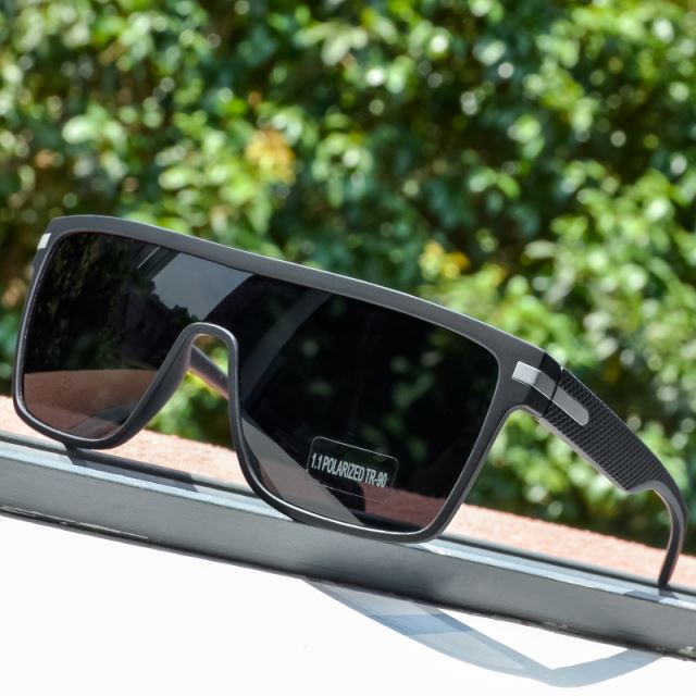 Men's Casual Fashion Simple Polarized Sunglasses - Image 4