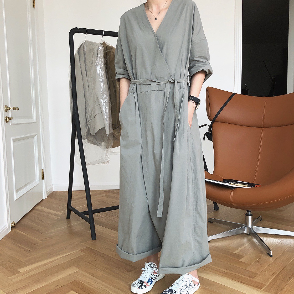 V-Neck Wide-Leg Jumpsuit, picture 6 of 8