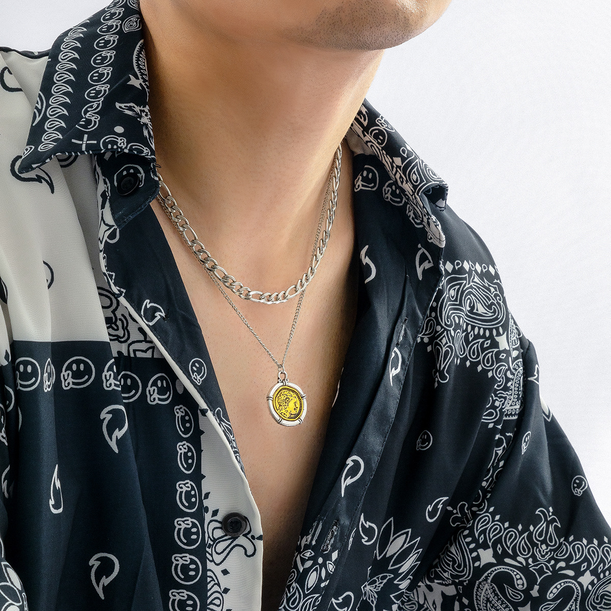 Double Layer Metal Chain With Mixed Color Portrait Necklace