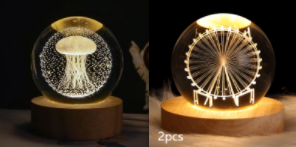 Kleine nachtlamp met kristallen bol, sterrenhemel en planeten – massiefhouten lampvoet, zonnestelsel 6 cm, 2 stuks