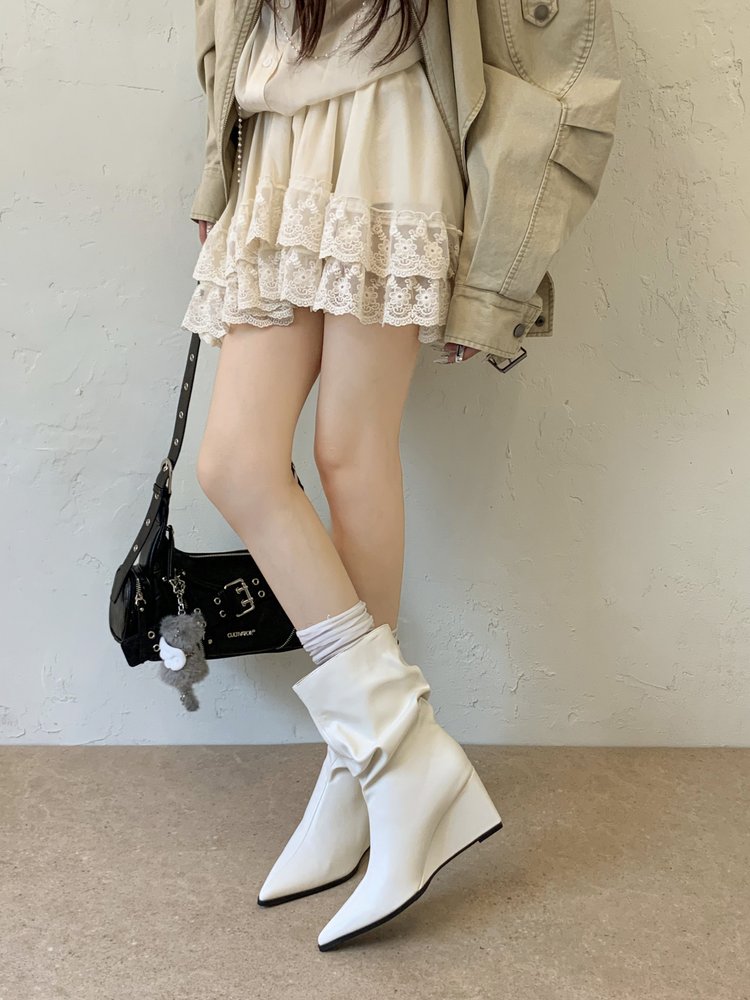 Pointed Toe Mid Calf Boots, picture 2 of 3