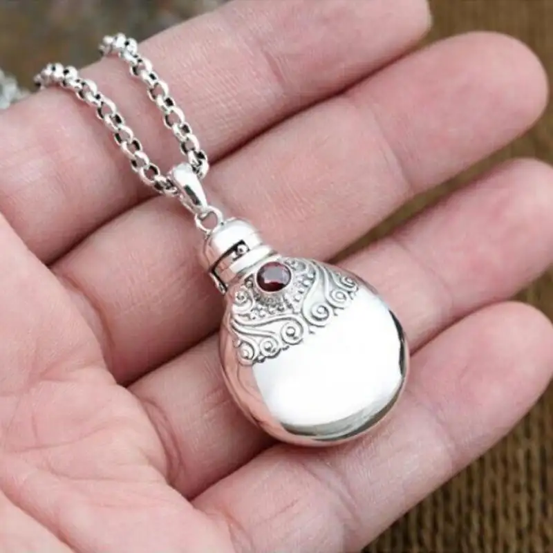 Fashion Ladies Personality Perfume Bottle Small Pot Silver Pendant Necklace