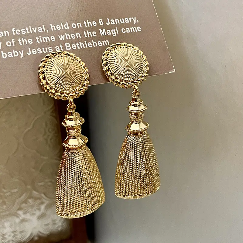 Round Tassel Earrings Temperament High Sense Retro