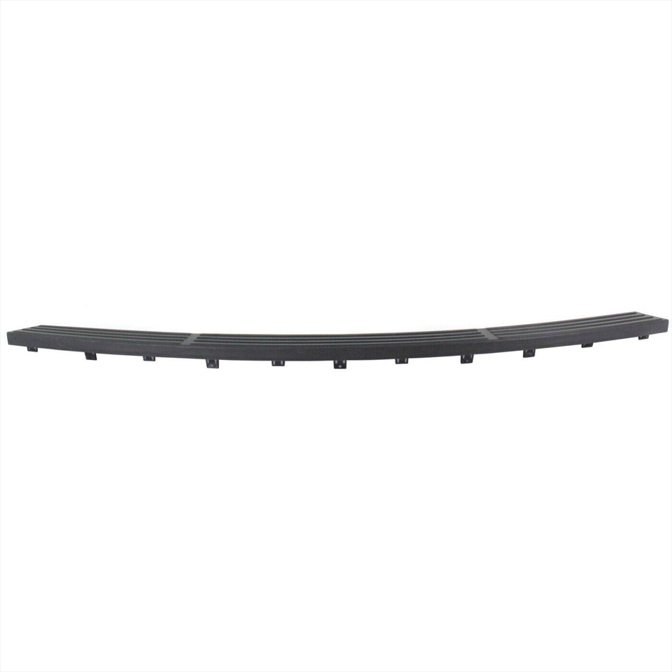 New Bumper Face Bar Step Pad Molding Trim Rear Chevy Yukon Suburban GM1191130