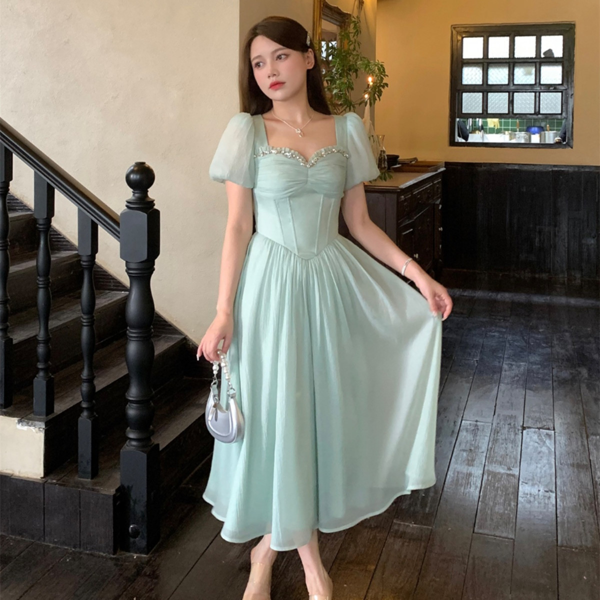 Women's Fashion Three-dimensional Waistband Square Collar Short-sleeved Beaded Hem Dress