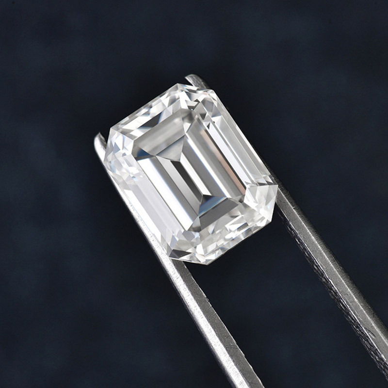 Title 5, D Color Clarity VVS Moissanite Stone