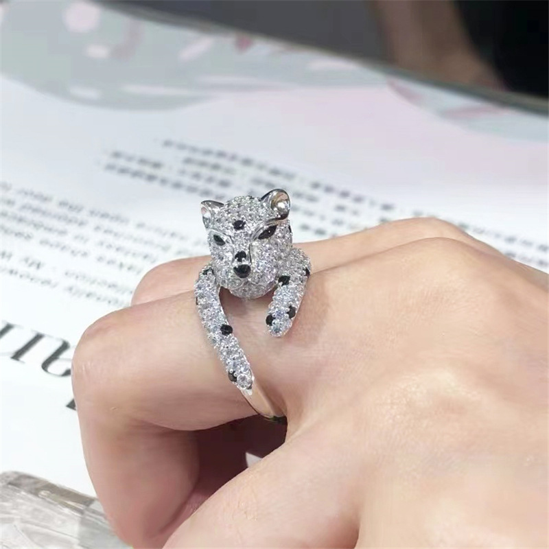 Title 3, Womens Fashion High Sense Leopard Ring, a styl...