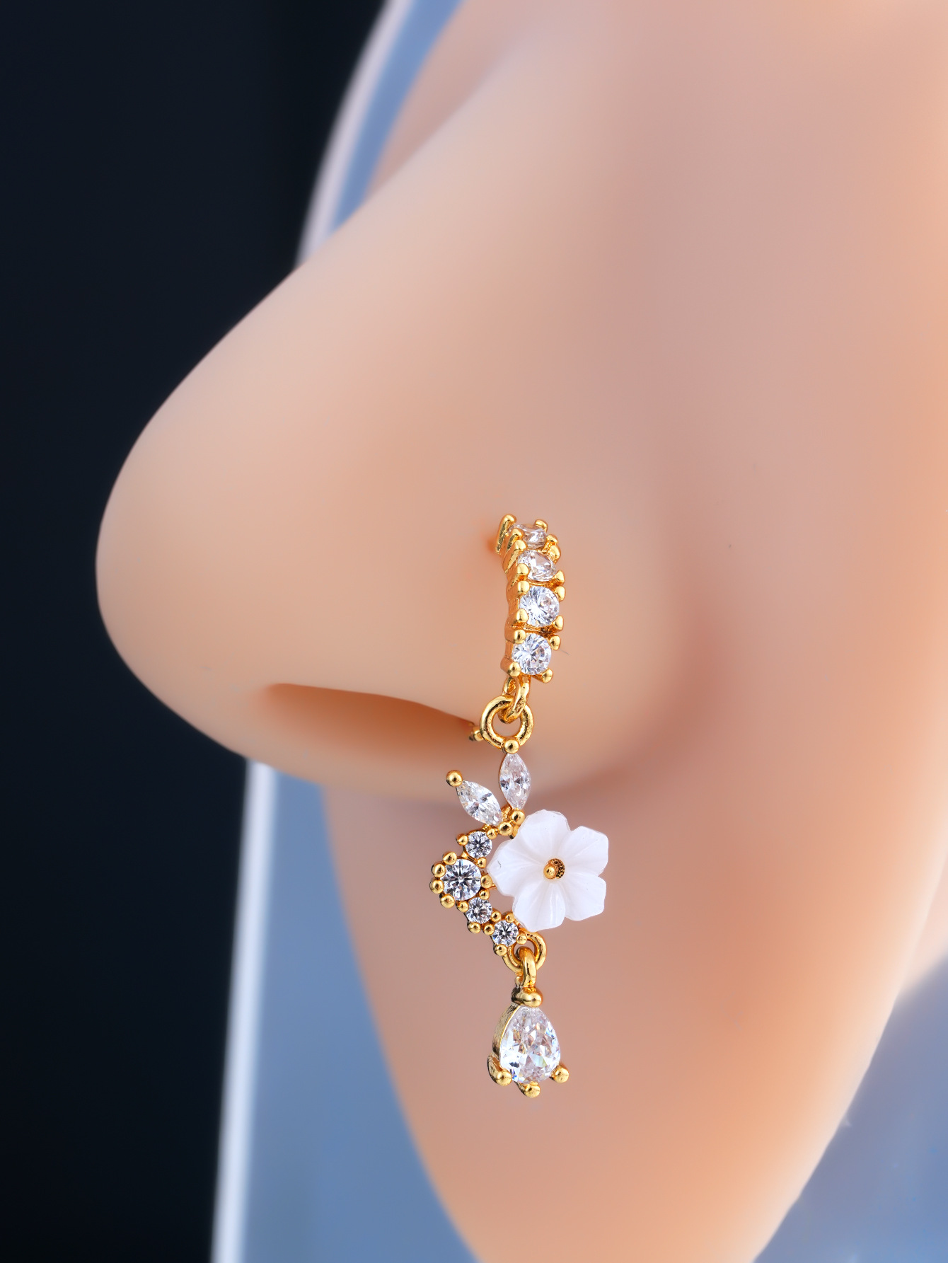 Flower Triangular Heart Butterfly Nose Nail thumbnail 3