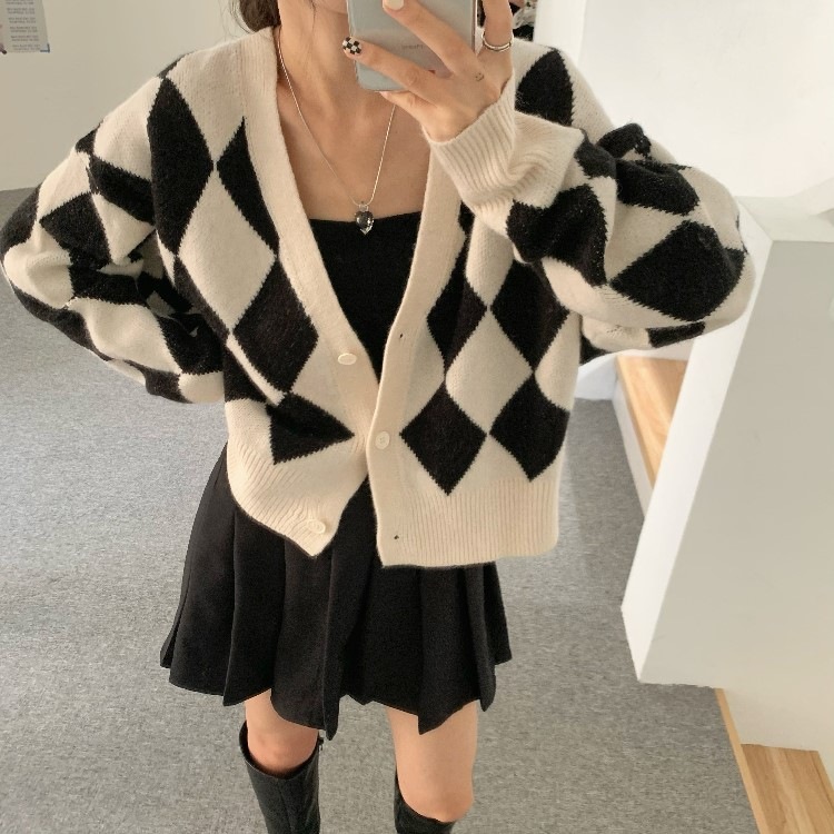 Diamond Contrast Color V-neck Knitted Cardigan Sweater Women Retro Loose Lazy Wind Jacket Coat