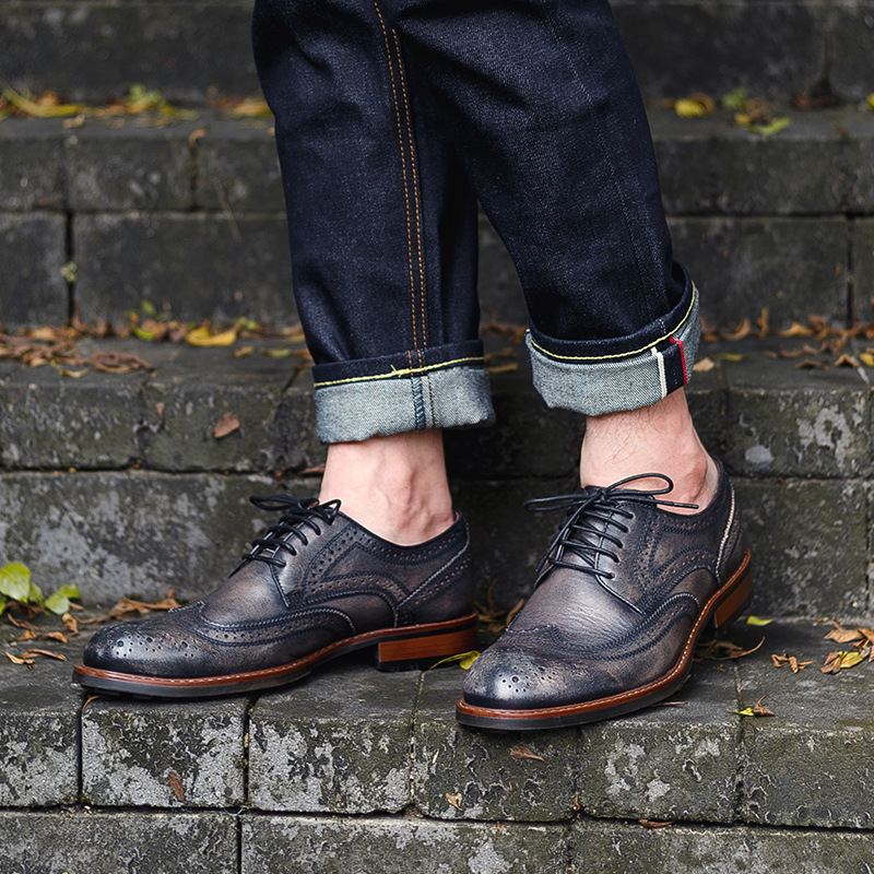 Carved British Vintage Distressed Business Casual Leather Shoes