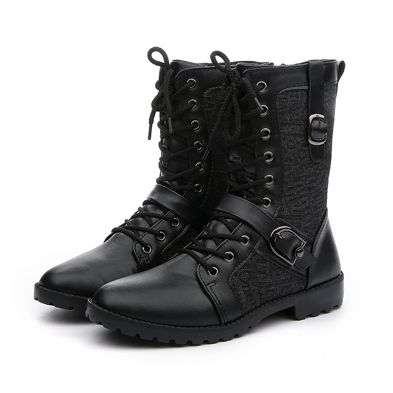 Title 6, Herren Martin Boots