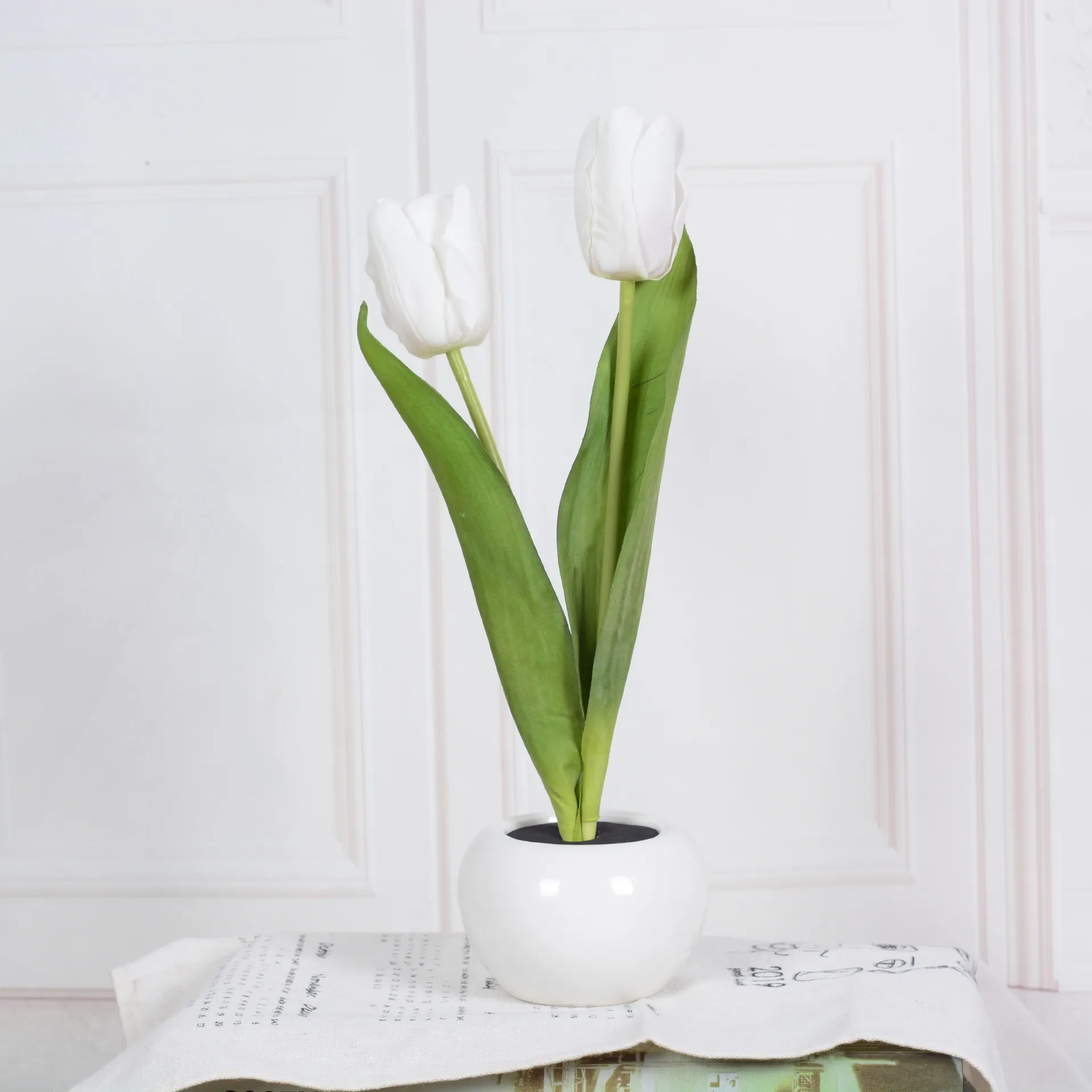 LED Tulip Flower Night Light Artificial Flowerpot Potted Plant Landscape Table Lamp Home Bedroom Living Room Decoration Gift – image 10