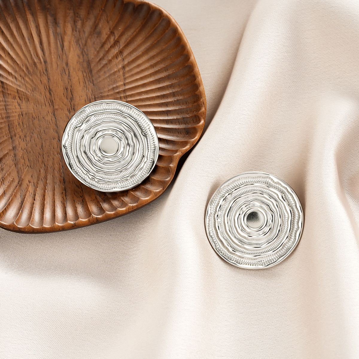 Style 58-1 Pair preview