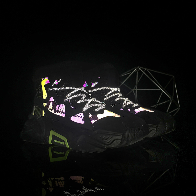 Title 6, Outdoor breathable reflective sneakers