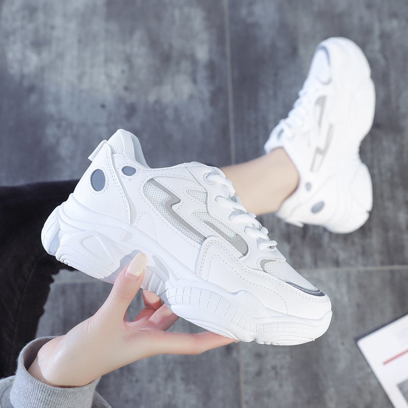 Women's Thick-soled Increased Breathable Casual Sports Shoes