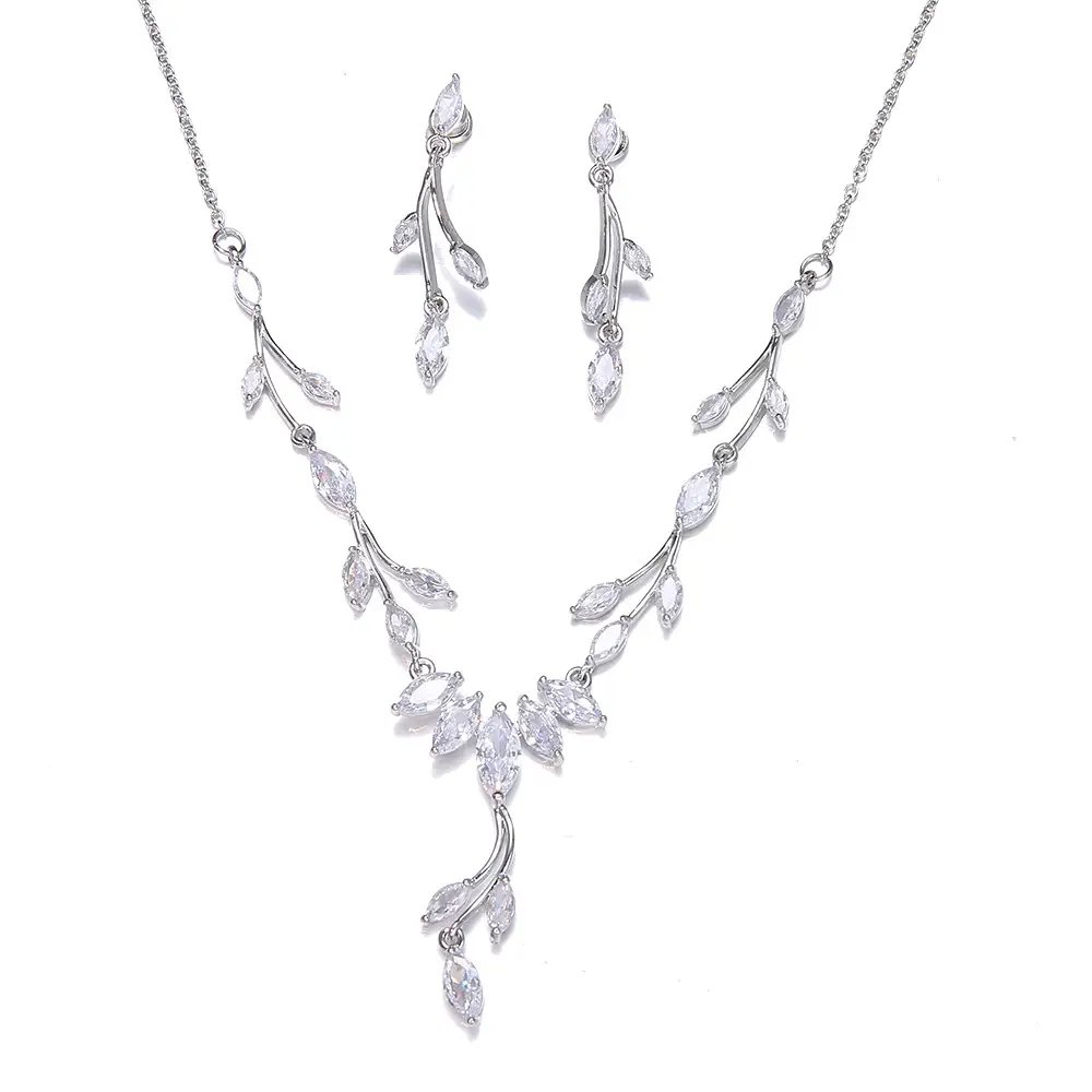 European And American Fashion Minimalist Necklace Set