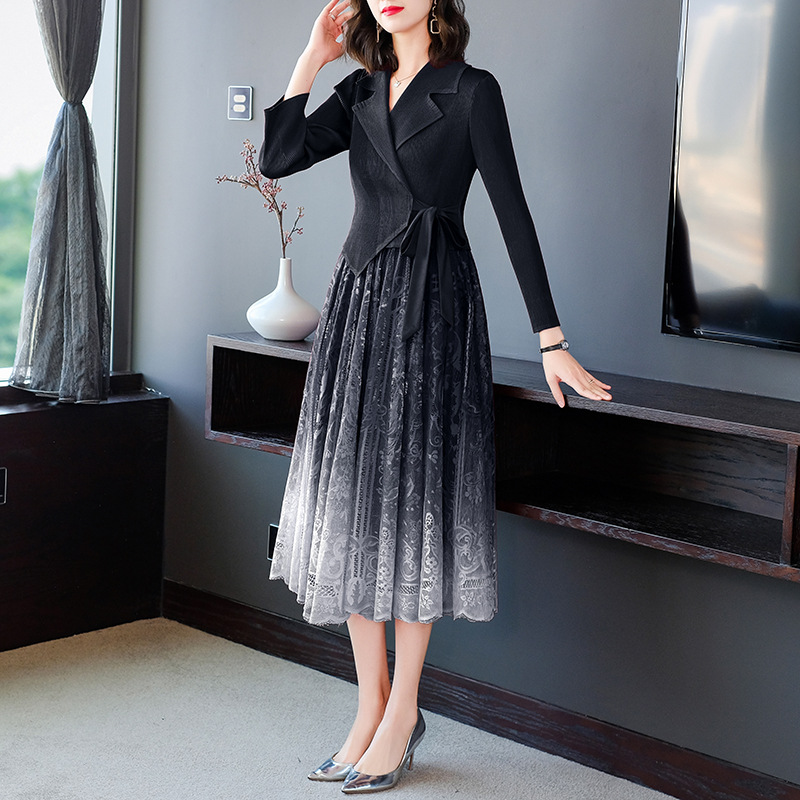 Pleated Long Lace Dress, picture 2 of 6