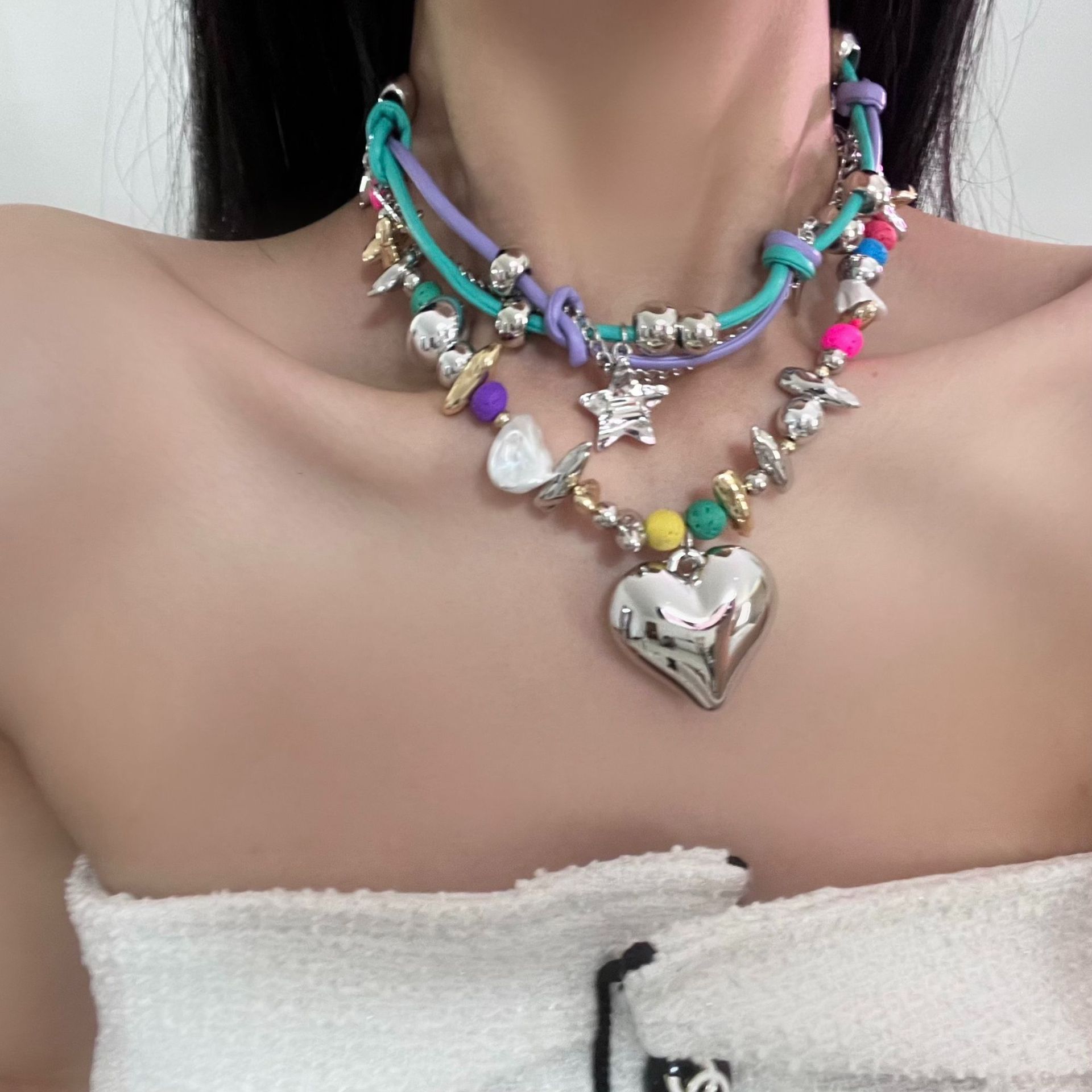 Title 5, High-grade Heart-shaped Colorful Beaded Necklac...