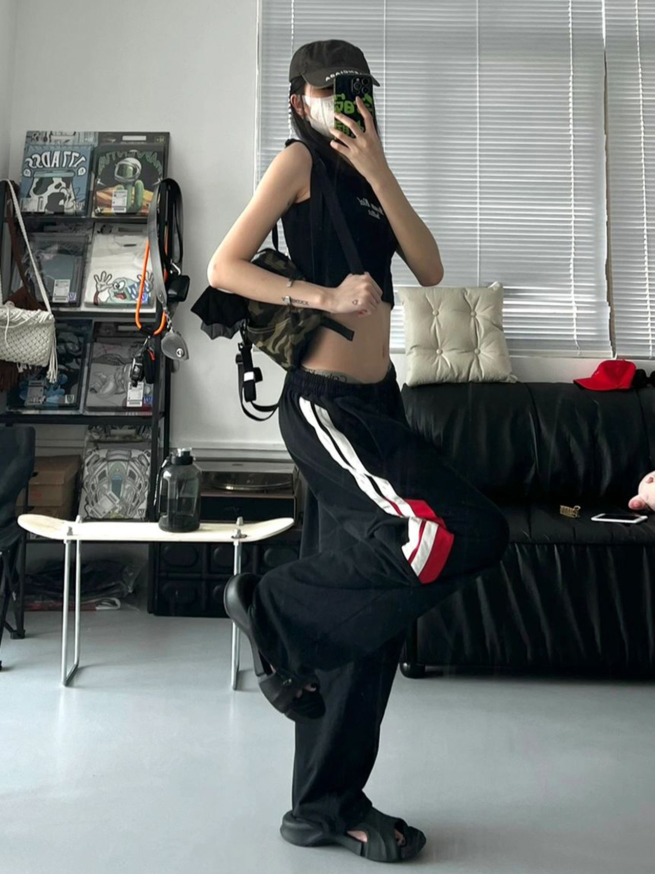 Side Striped Contrasting Sports Casual Pants