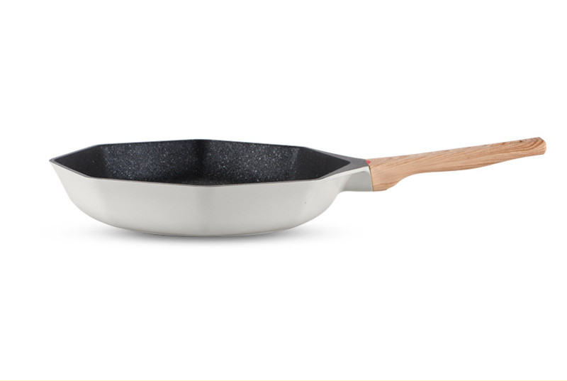 White28frying pan without li